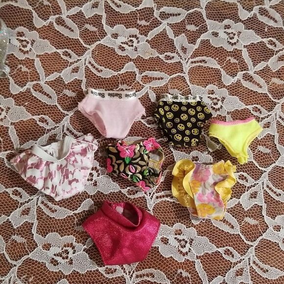 Vintage and modern Barbie Doll CLOTHES & mix items LOT - Picture 4 of 17